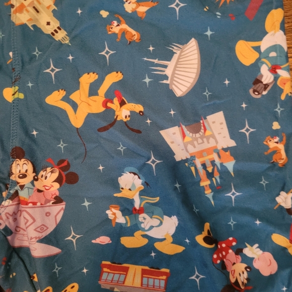 Disneyparks leggings womens Size Large Goofy Minnie Mouse Mickey Disney large - Picture 3 of 4
